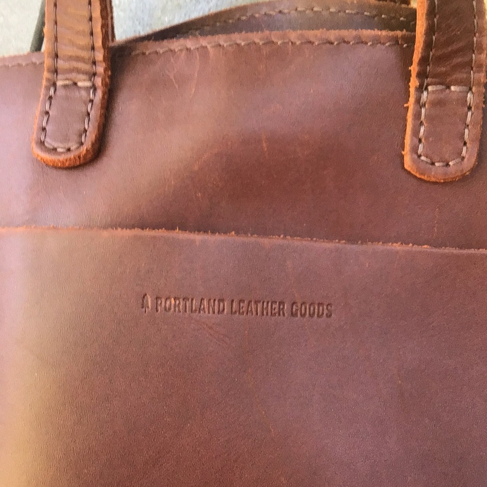 Portland Leather Goods ‘Lola’ Crossbody Tote